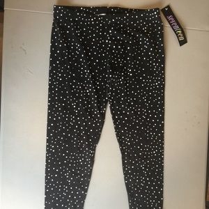Seventeen Dot Pattern Black Leggings